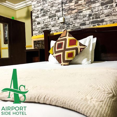 Airport Side Hotel Accra Kültér fotó