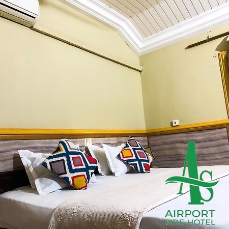 Airport Side Hotel Accra Kültér fotó